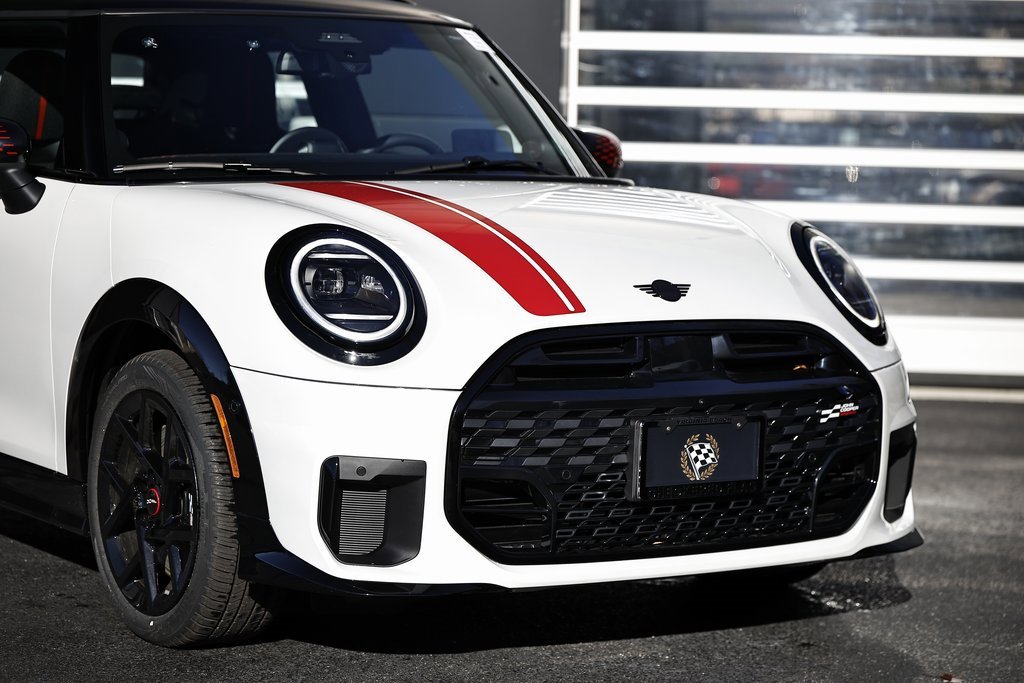 New 2026 MINI Cooper S image 2