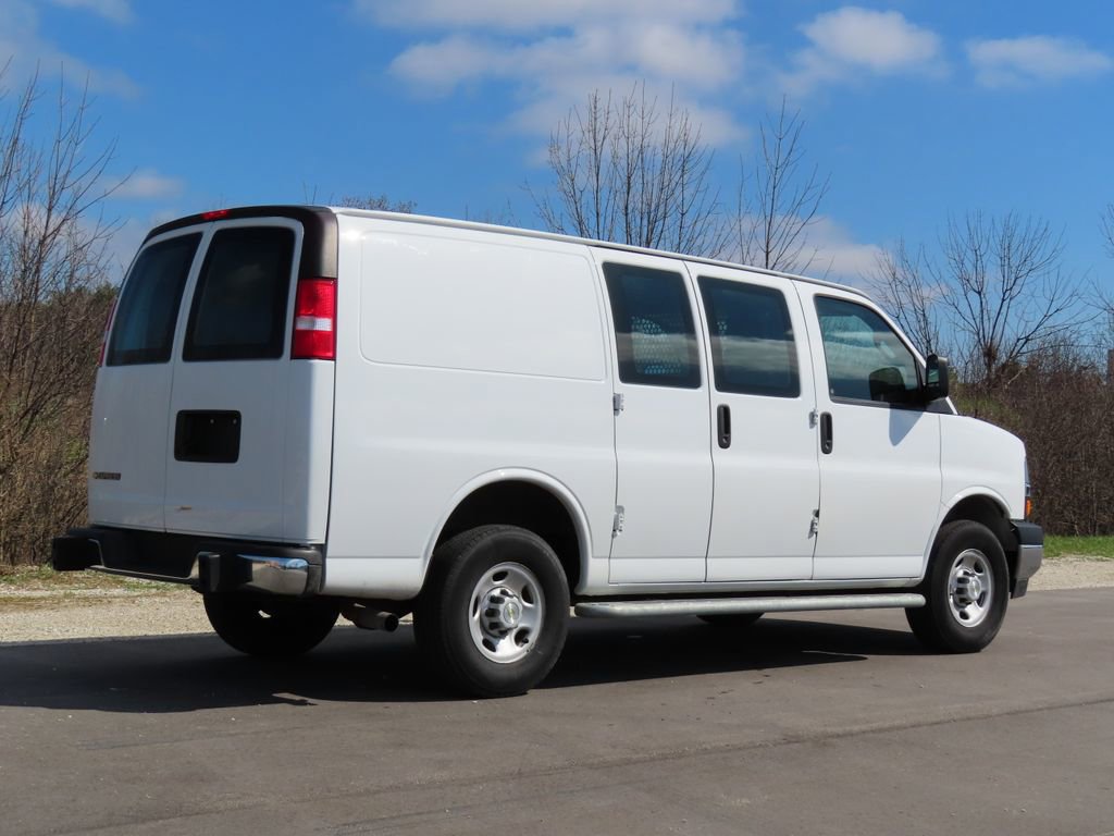 Used 2024 Chevrolet Express 2500 w/ Driver Convenience Package image 3