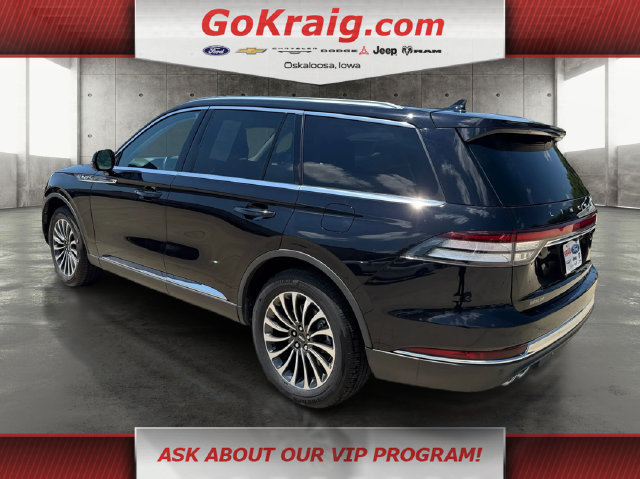 Used 2023 Lincoln Aviator Reserve w/ Elements Package Plus AWD/4WD image 7