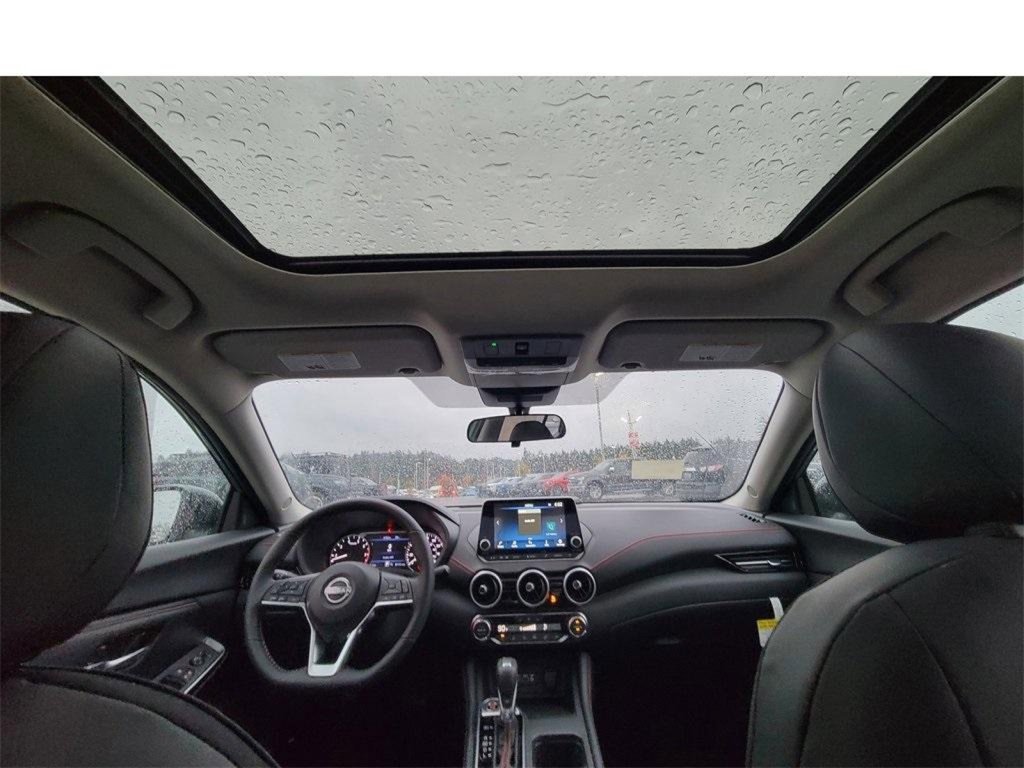 New 2025 Nissan Sentra SR w/ SR Premium Package image 28