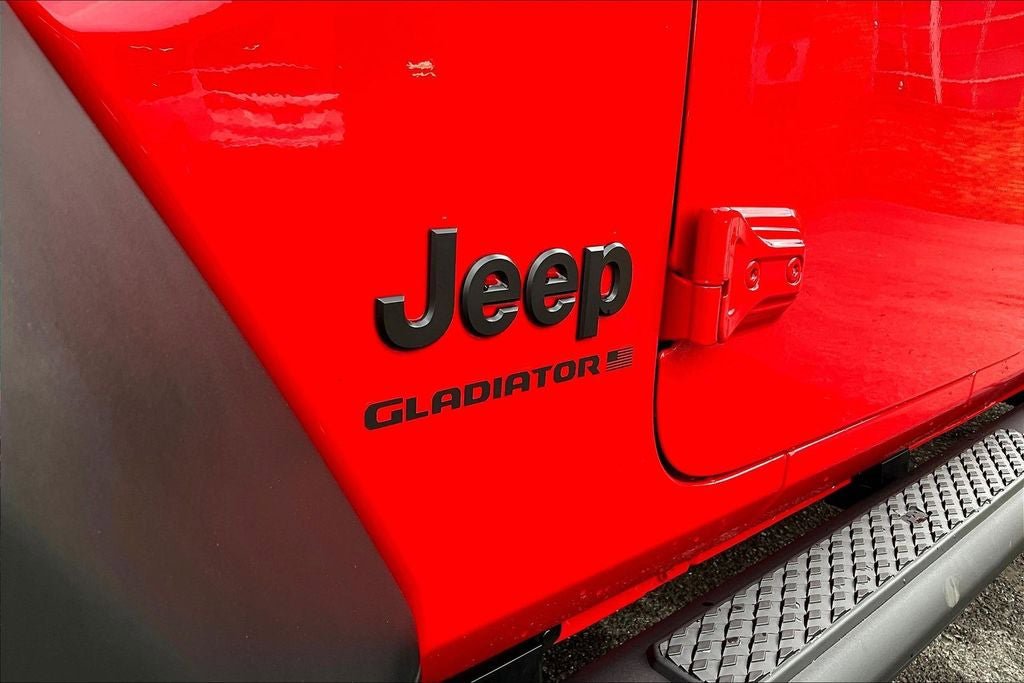 New 2026 Jeep Gladiator Sport AWD/4WD image 11