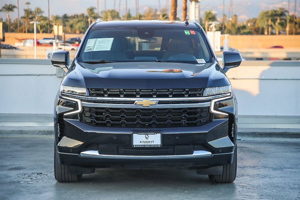 Used 2024 Chevrolet Suburban LS image 3