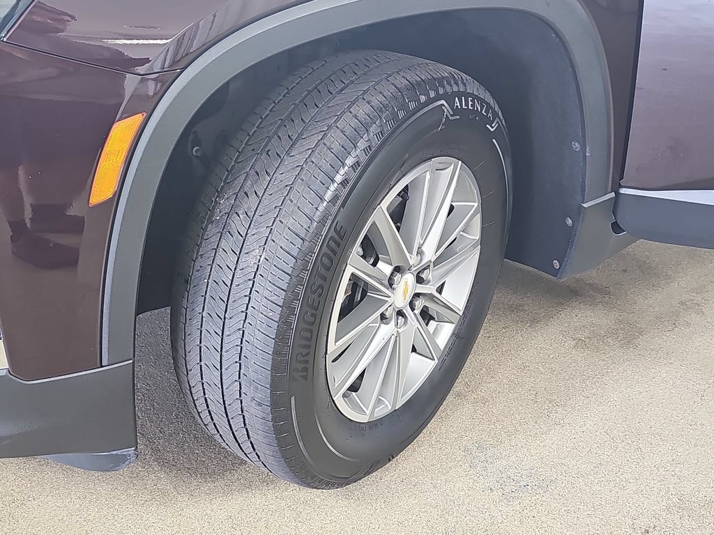 Certified 2023 Chevrolet Traverse LT FWD image 38