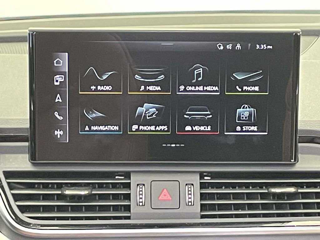 Certified 2025 Audi Q5 2.0T Premium Plus image 28
