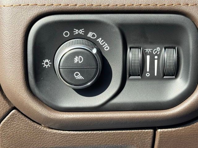 New 2026 RAM 1500 Limited image 15