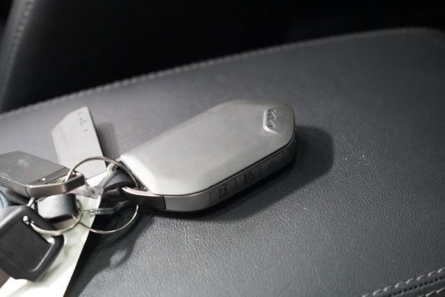 Used 2025 Kia Sorento SX Prestige image 44