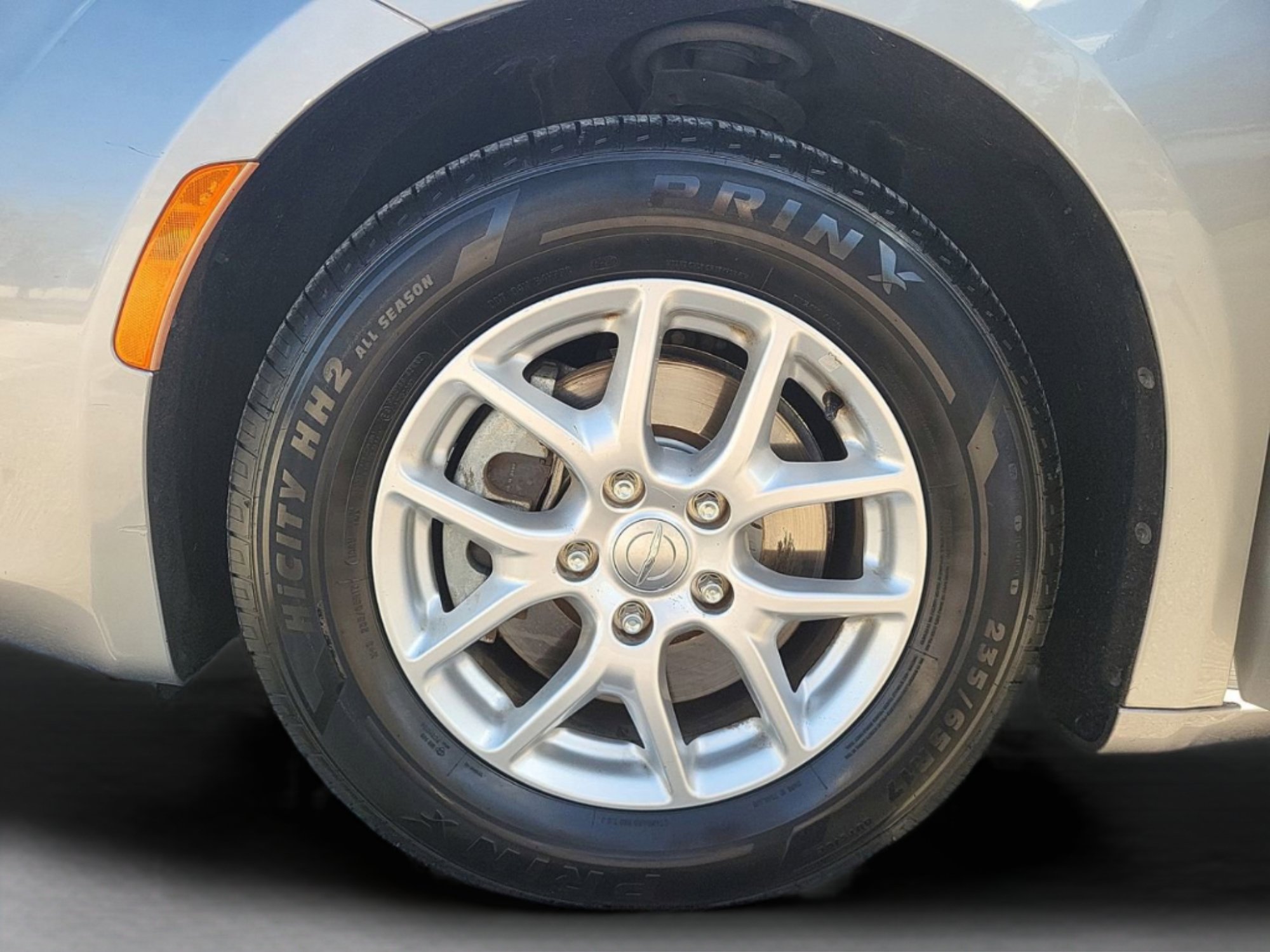 Used 2020 Chrysler Voyager Lxi image 29