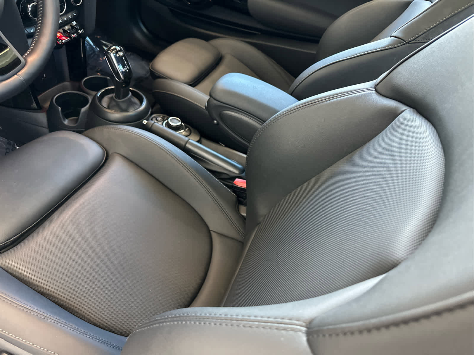 Certified 2024 MINI Cooper S FWD image 4