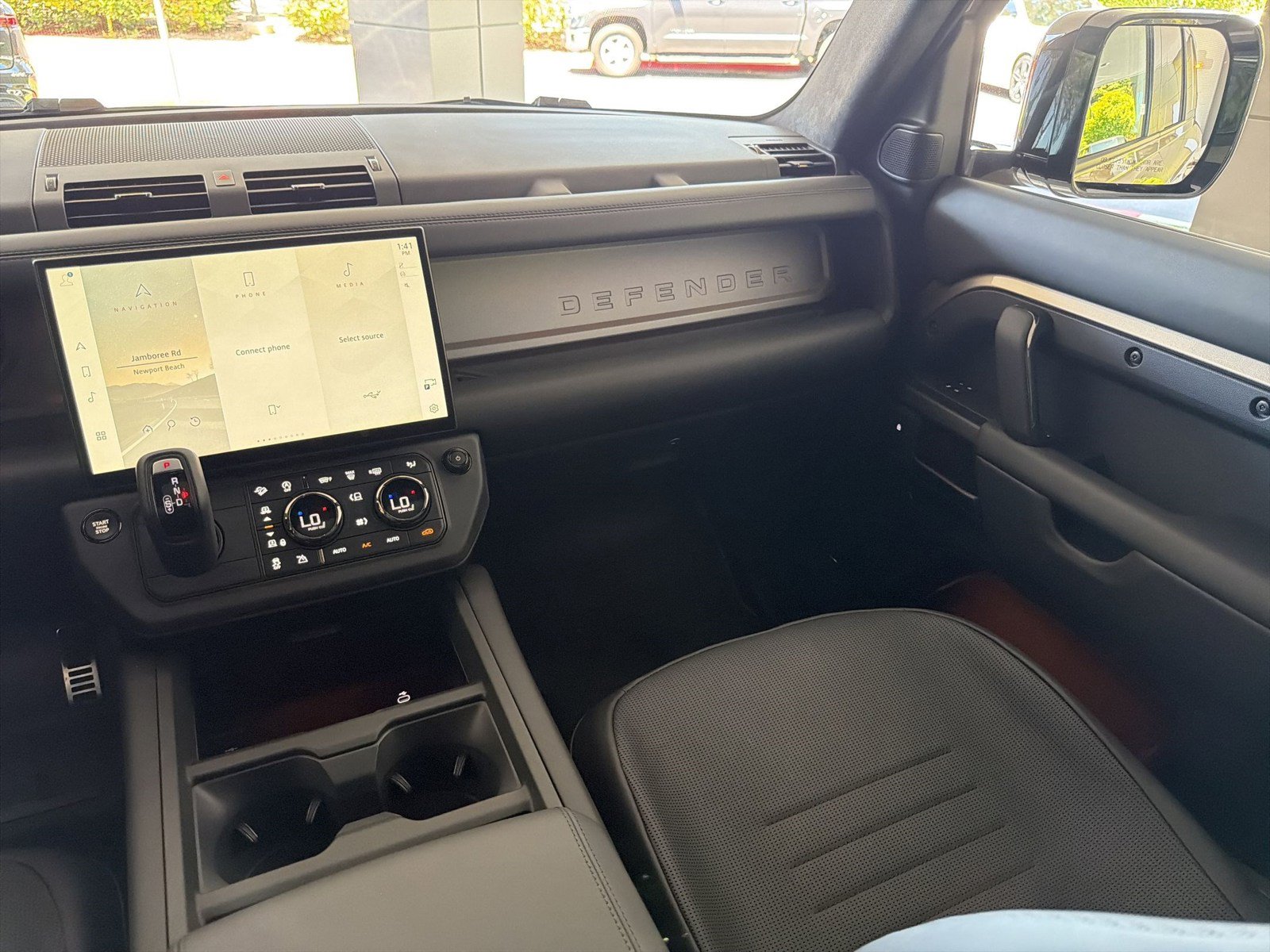 New 2026 Land Rover Defender 110 OCTA AWD/4WD image 29