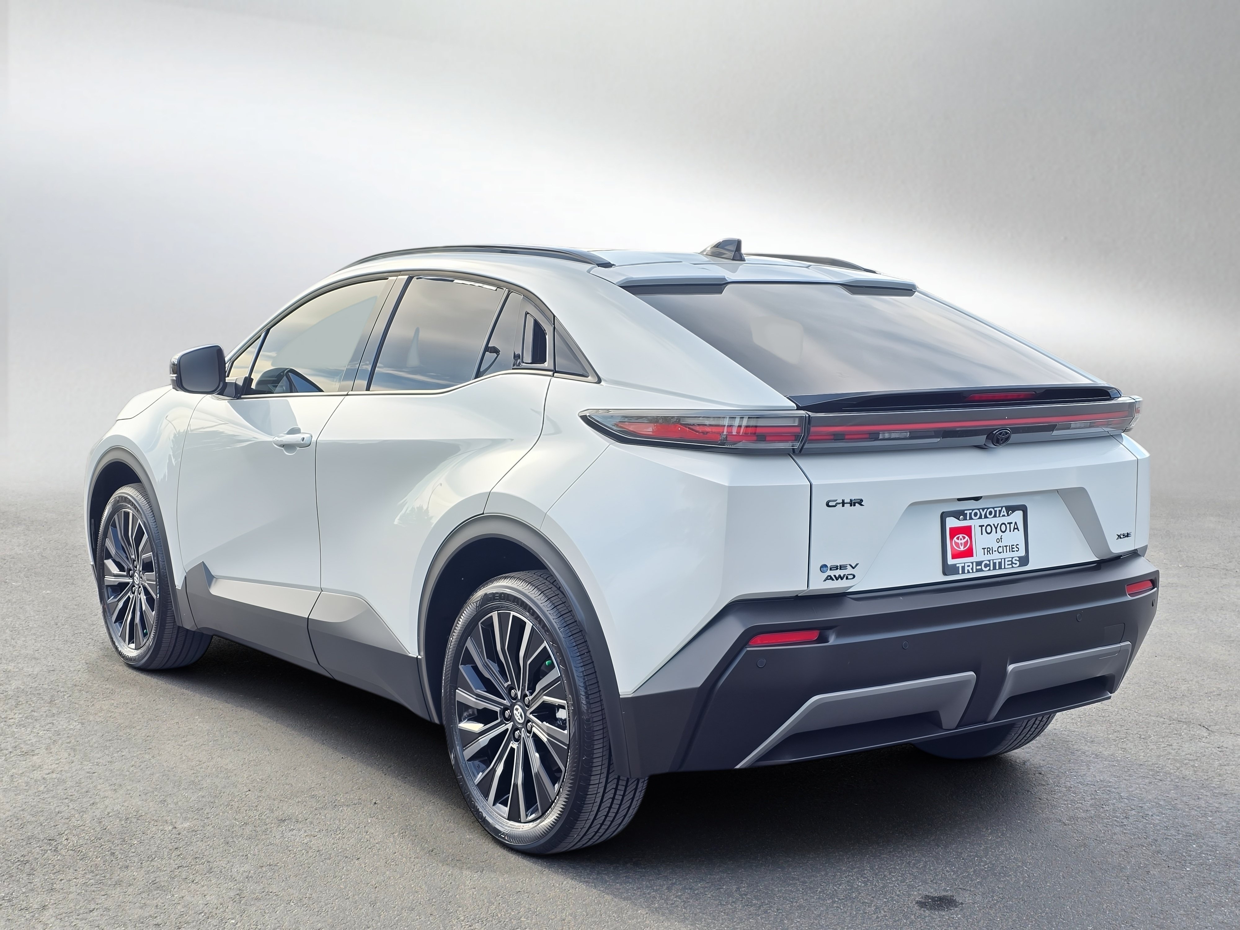 Certified 2026 Toyota C-HR AWD/4WD image 3