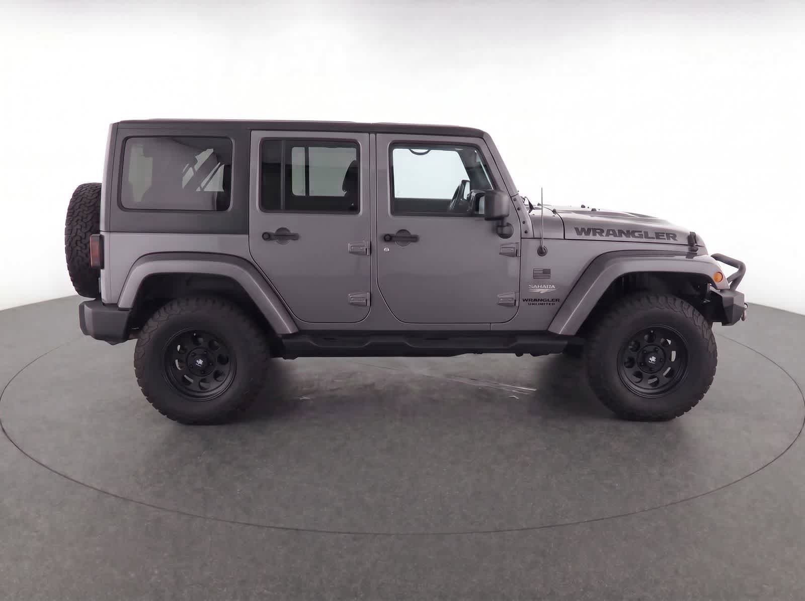 Used 2014 Jeep Wrangler Unlimited Sahara w/ Connectivity Group AWD/4WD image 8