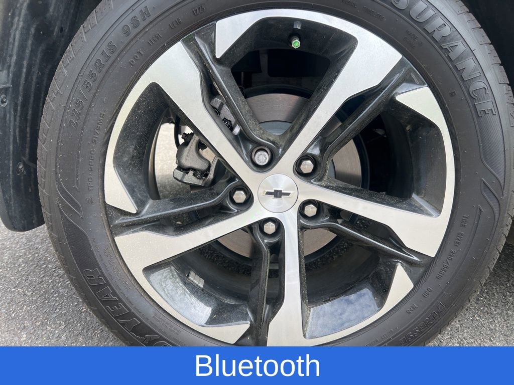 Used 2025 Chevrolet Trax RS w/ Sunroof Package image 12