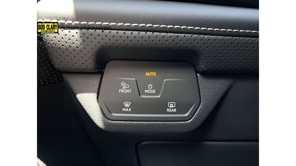 New 2026 Volkswagen Atlas Cross Sport SEL R-Line AWD/4WD image 15