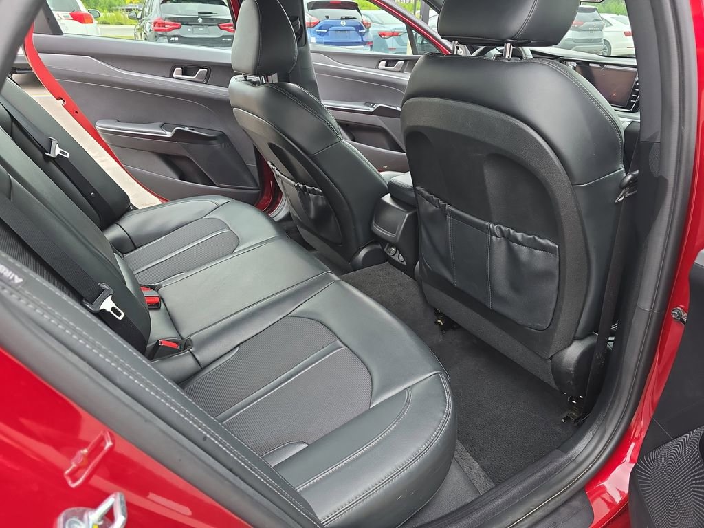 Used 2023 Kia K5 GT-Line image 13