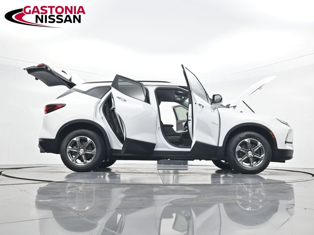 Used 2023 Chevrolet Blazer LT w/ Convenience Package image 45