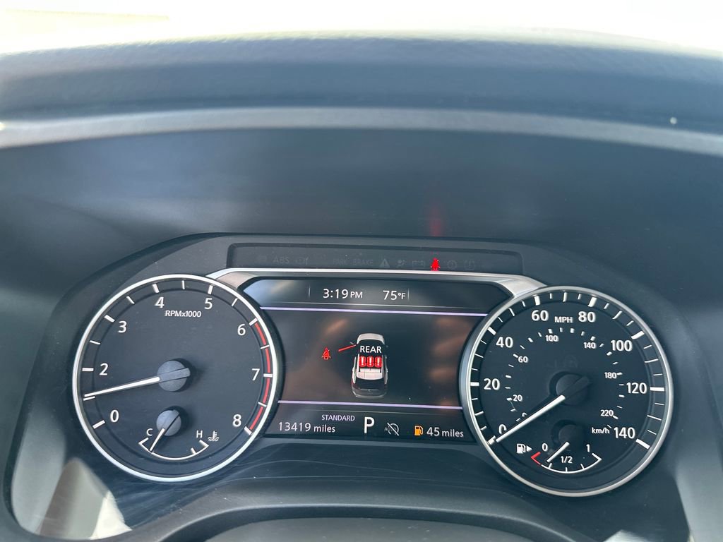 Used 2025 Nissan Rogue SV image 18