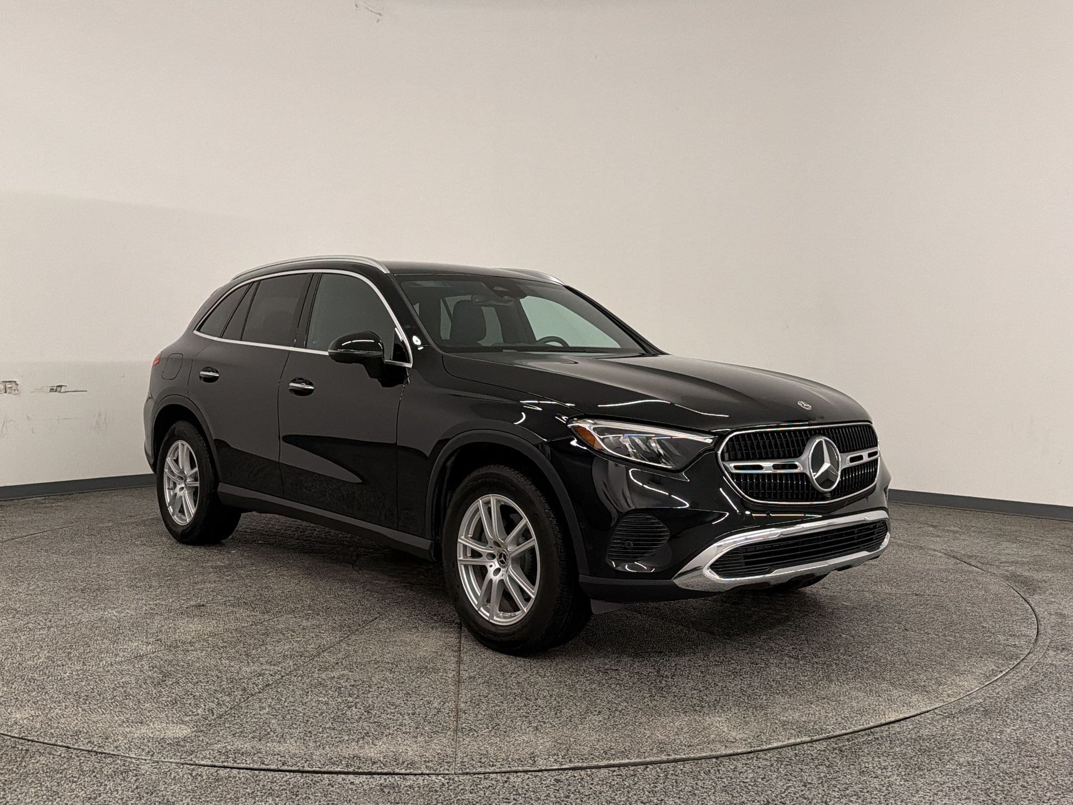 Certified 2026 Mercedes-Benz GLC 300 image 6