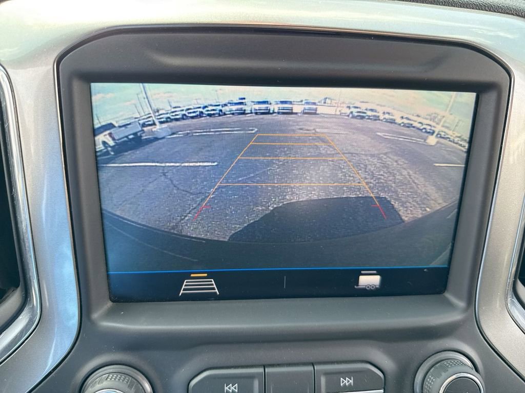 Used 2021 Chevrolet Silverado 1500 LT w/ Diesel Off-Road Package AWD/4WD image 17