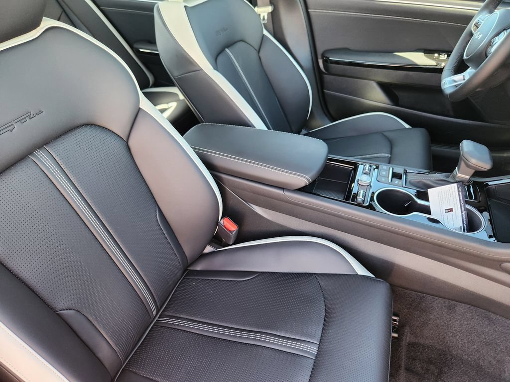 New 2026 Kia K5 GT-Line w/ GT-Line Premium Package AWD/4WD image 13