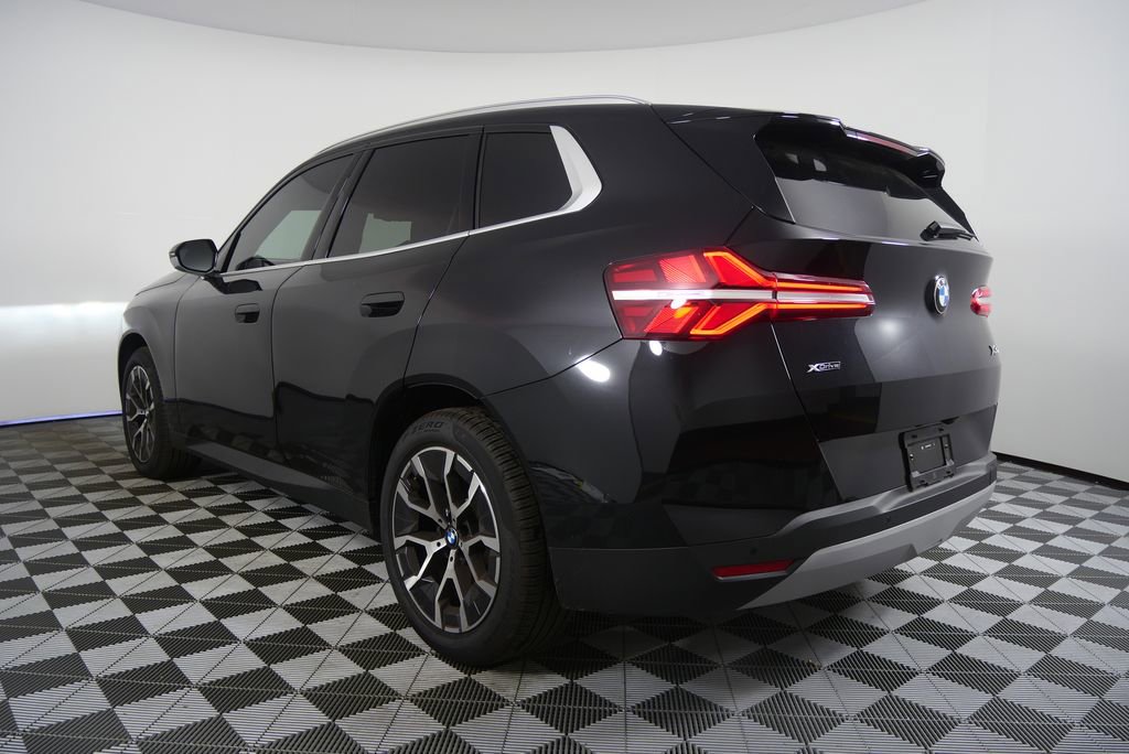 Certified 2025 BMW X3 xDrive30i image 5