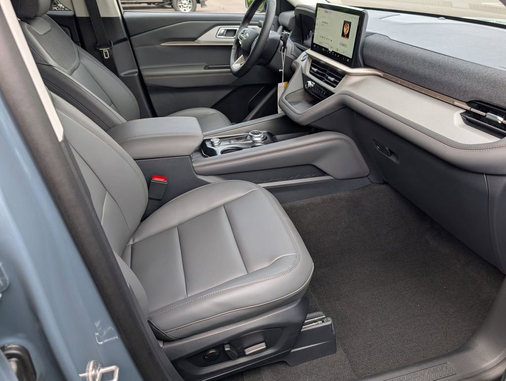 New 2026 Ford Explorer Active AWD/4WD image 20