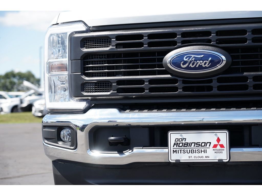 Used 2024 Ford F250 XL image 9