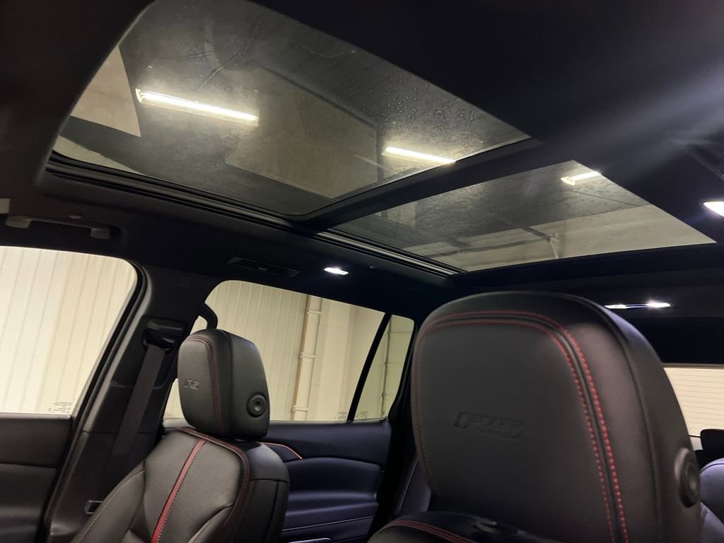 Used 2024 Chevrolet Traverse RS w/ LPO, Floor Liner Package image 29