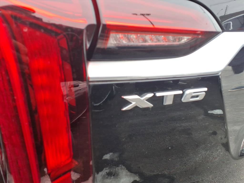 Certified 2024 Cadillac XT6 Premium Luxury w/ LPO, Floor Liner Package image 11