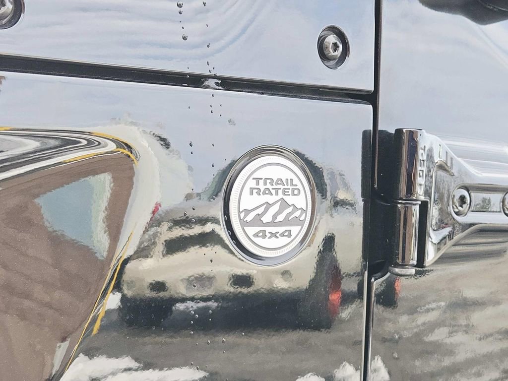 Certified 2021 Jeep Wrangler Unlimited Sahara image 21