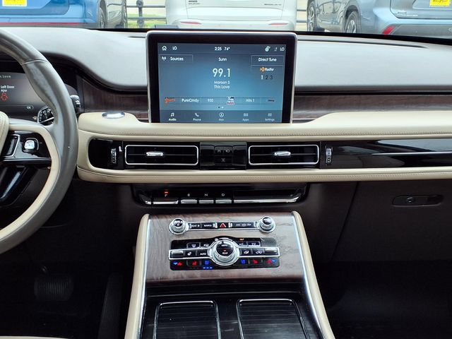 Certified 2022 Lincoln Aviator Reserve w/ Equipment Group 201A RWD image 9