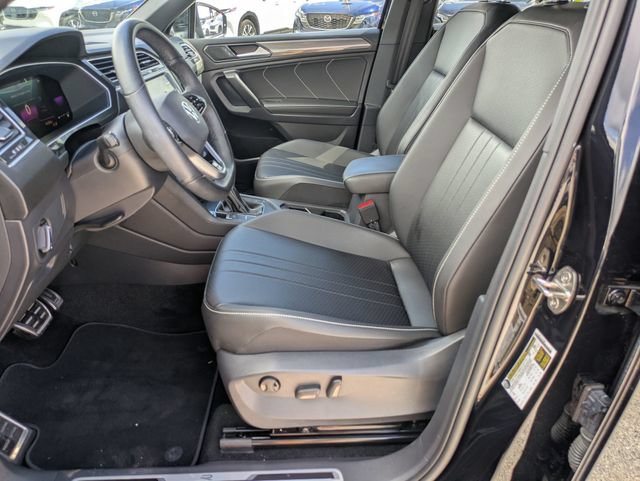 Used 2023 Volkswagen Tiguan SE R-Line FWD image 14