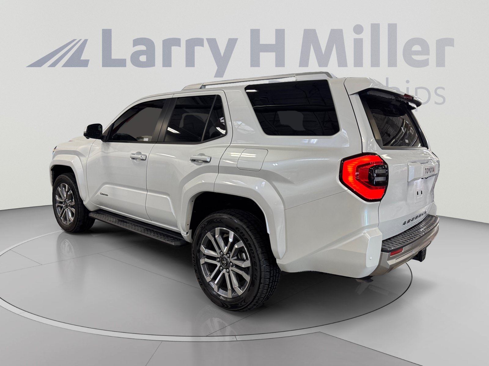 Certified 2026 Toyota 4Runner Limited AWD/4WD image 3