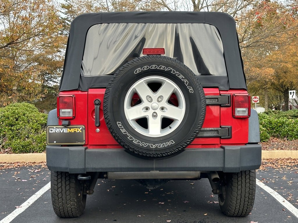 Used 2013 Jeep Wrangler Unlimited Sport image 8