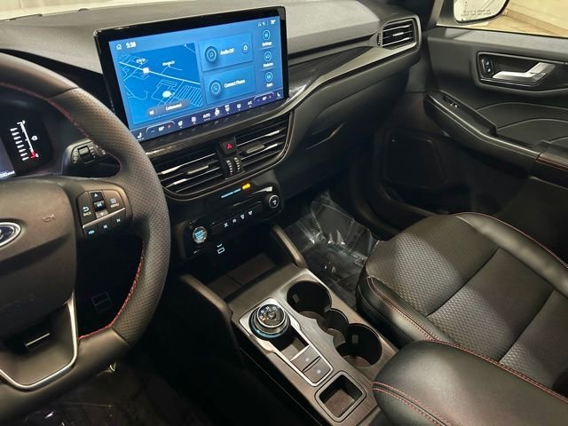 Used 2023 Ford Escape ST-Line w/ Tech Pack #1 AWD/4WD image 38