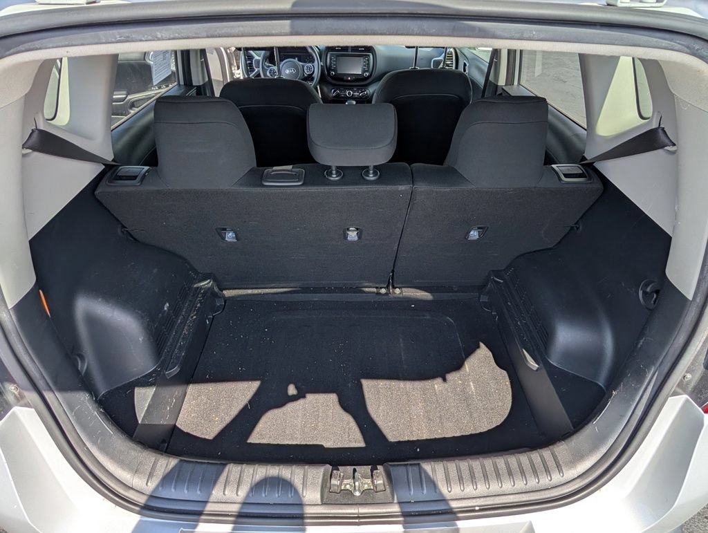 Used 2021 Kia Soul LX FWD image 18