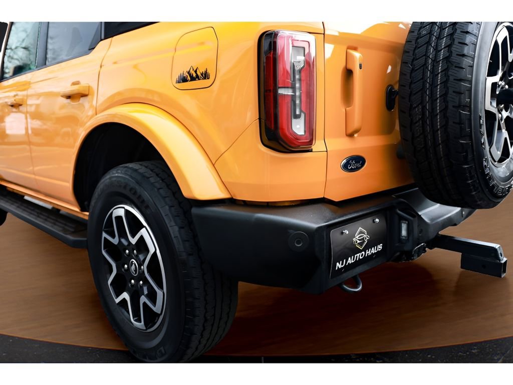 Used 2022 Ford Bronco Outer Banks image 13