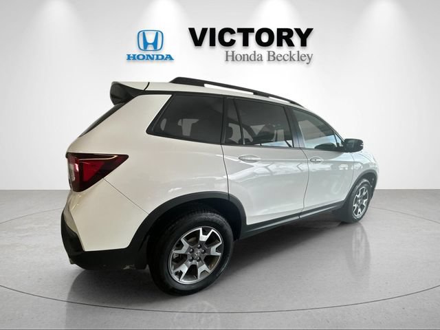 Used 2022 Honda Passport TrailSport image 5