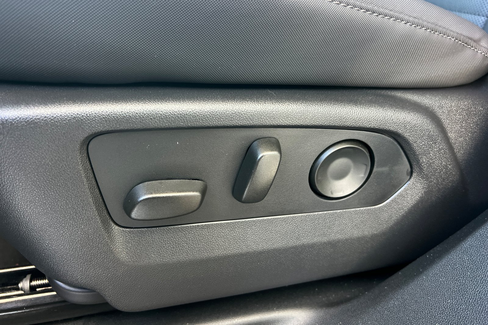 Used 2025 GMC Hummer EV 2X AWD/4WD image 17
