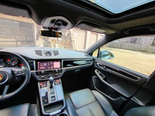 Used 2022 Porsche Macan AWD/4WD image 48