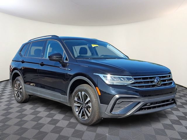 Used 2022 Volkswagen Tiguan S AWD/4WD image 1