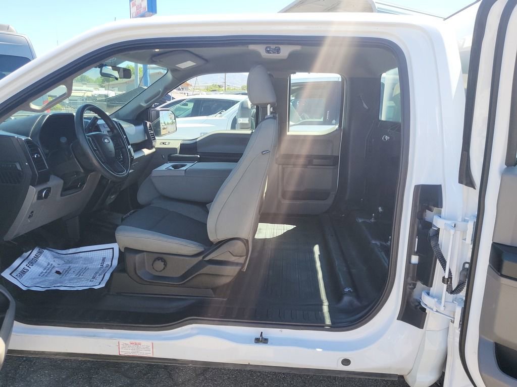 Used 2018 Ford F150 XL w/ Equipment Group 101A Mid image 4