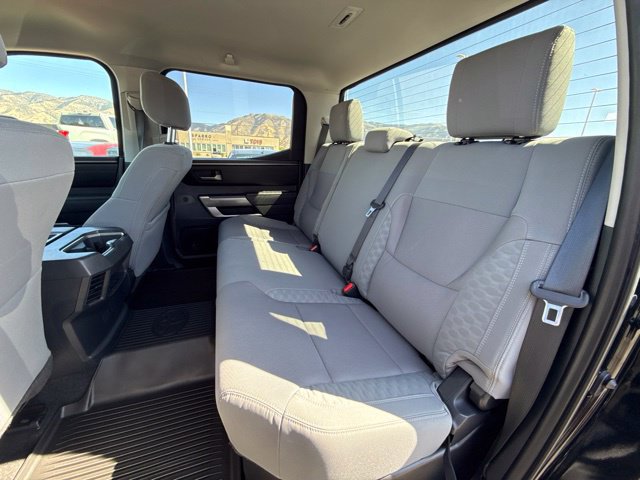 Used 2023 Toyota Tundra SR5 w/ SR5 Convenience Package AWD/4WD image 17
