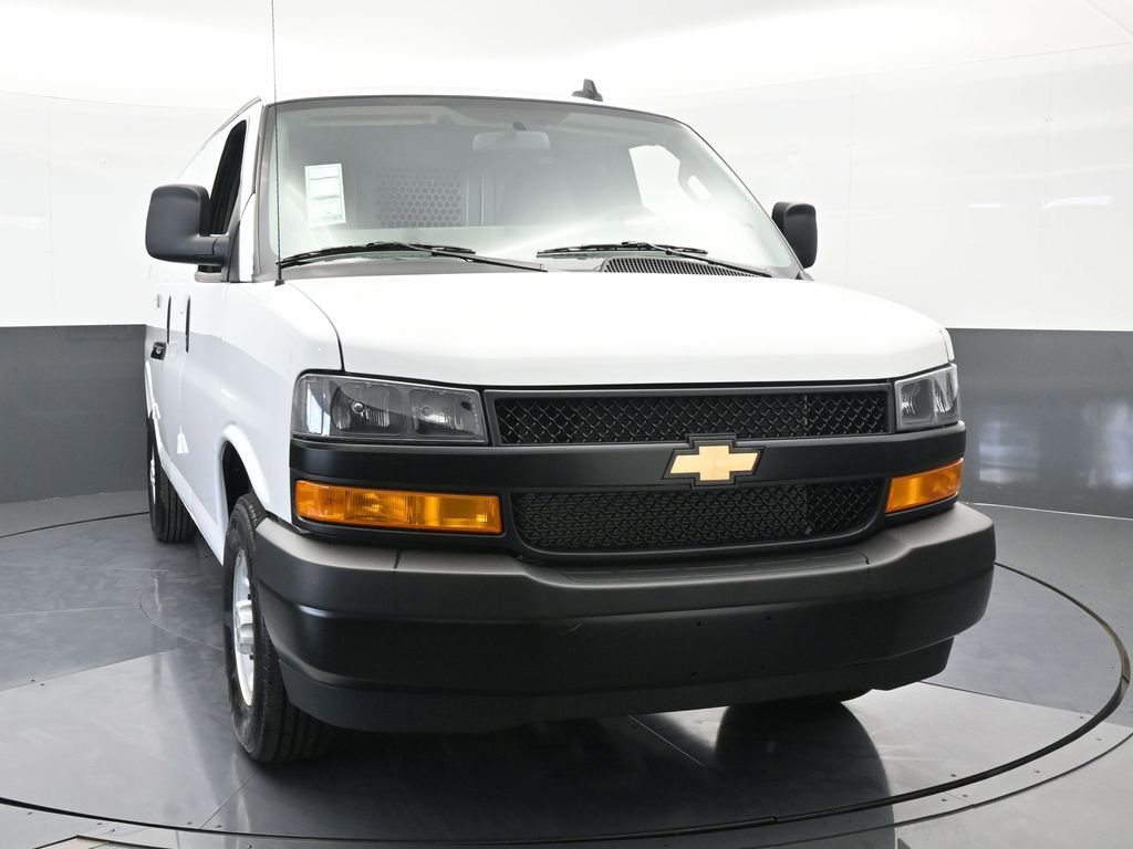 New 2025 Chevrolet Express 2500 w/ Driver Convenience Package image 9