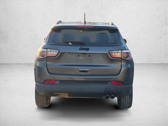 Used 2018 Jeep Compass Latitude w/ Popular Equipment Group FWD image 6