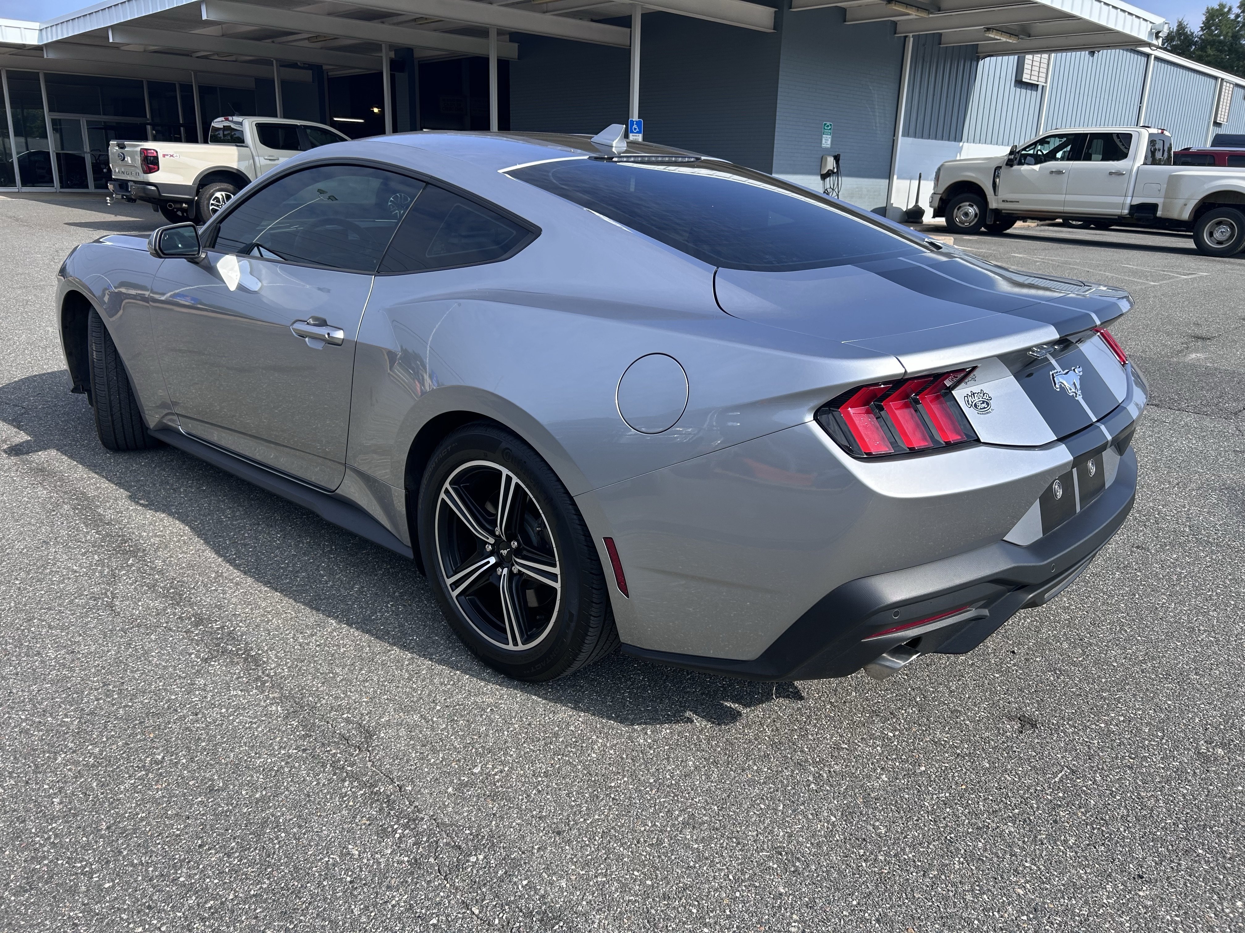 Certified 2025 Ford Mustang Coupe RWD image 6