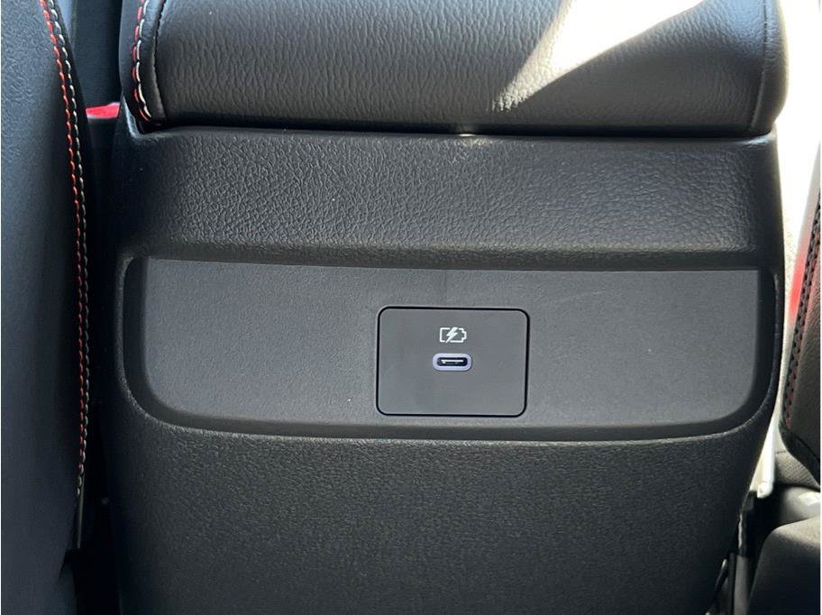New 2027 Nissan Sentra SR w/ SR Premium Package FWD image 10
