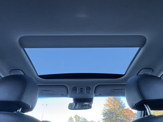 Used 2018 Kia Stinger Premium image 22