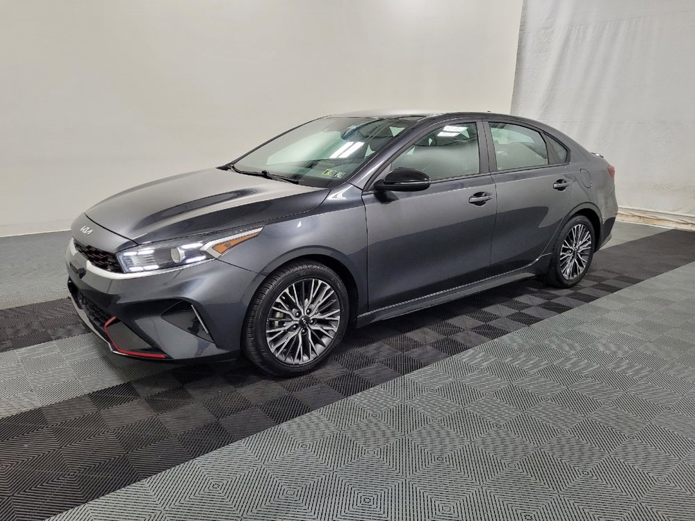 Used 2023 Kia Forte GT-Line image 2