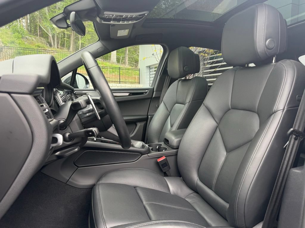 Used 2023 Porsche Macan S AWD/4WD image 27