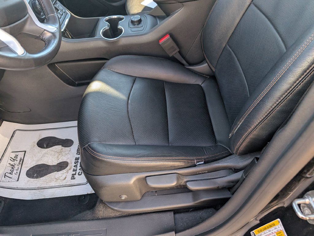 Used 2019 GMC Terrain SLE AWD/4WD image 17